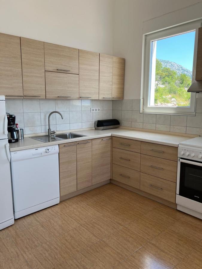 Apartments Angela Cesarica Eksteriør billede